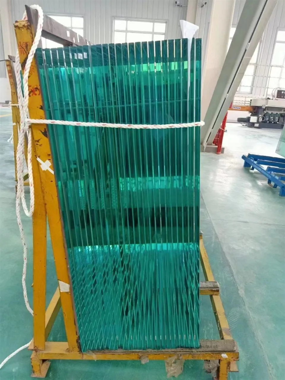 저철분 강화유리